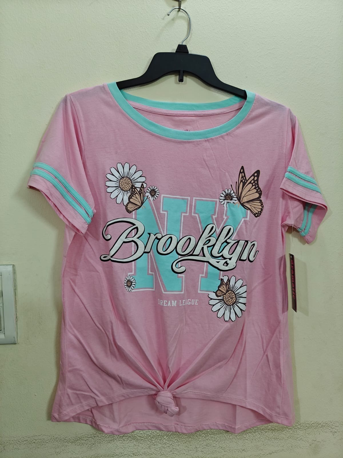 Wholesale Truckload Of 42,240 Plus Size Women's Shirts – Sizes 1XL–3XL – Suggested Retail Price $15.00 Each – Your Price Is Only $1.15 Each - Image 4